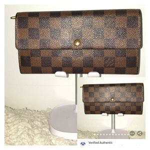 💚'SOLD"Louis Vuitton long wallet